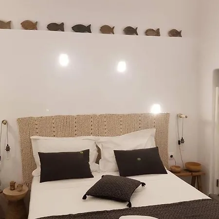 Santorini Folia Cave House With Jacuzzi Villa Pírgosz