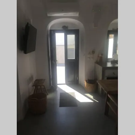 Santorini Folia Cave House With Jacuzzi Villa Pyrgos Kallistis