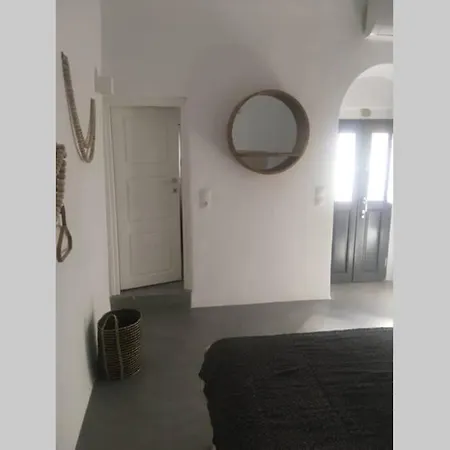 Santorini Folia Cave House With Jacuzzi Pyrgos Kallistis