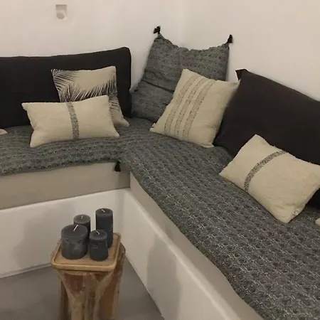 Santorini Folia Cave House With Jacuzzi Villa Pyrgos Kallistis