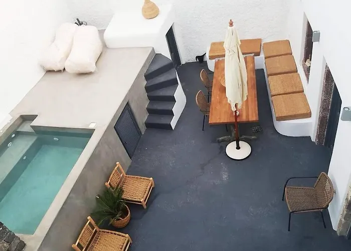 Villa Santorini Folia Cave House With Jacuzzi