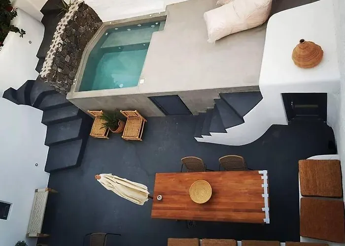 Villa Santorini Folia Cave House With Jacuzzi *