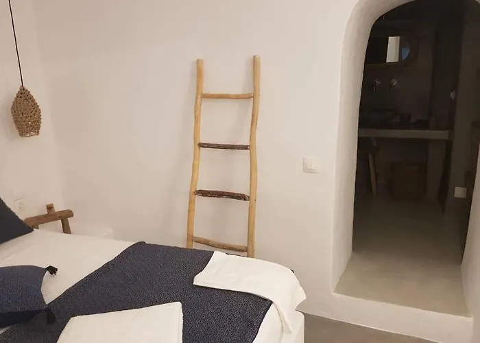 Villa Santorini Folia Cave House With Jacuzzi