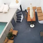 וילה Santorini Folia Cave House With Jacuzzi