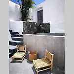 Santorini Folia Cave House With Jacuzzi *