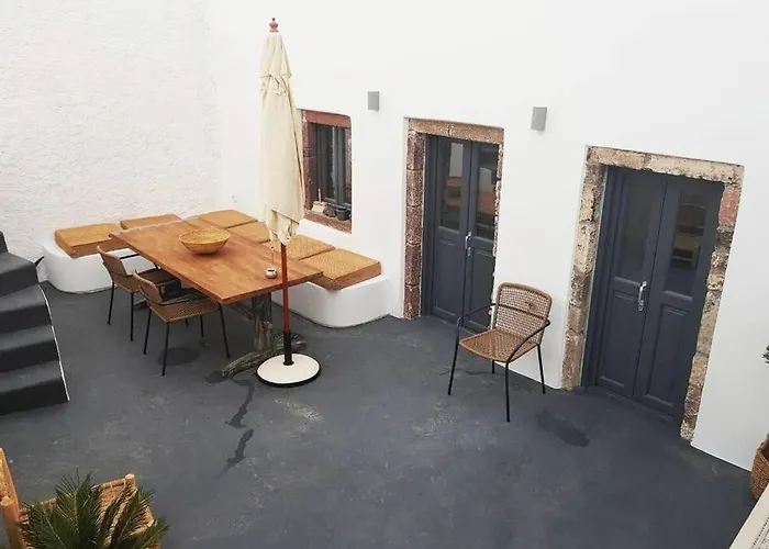 Santorini Folia Cave House With Jacuzzi Willa Pýrgos